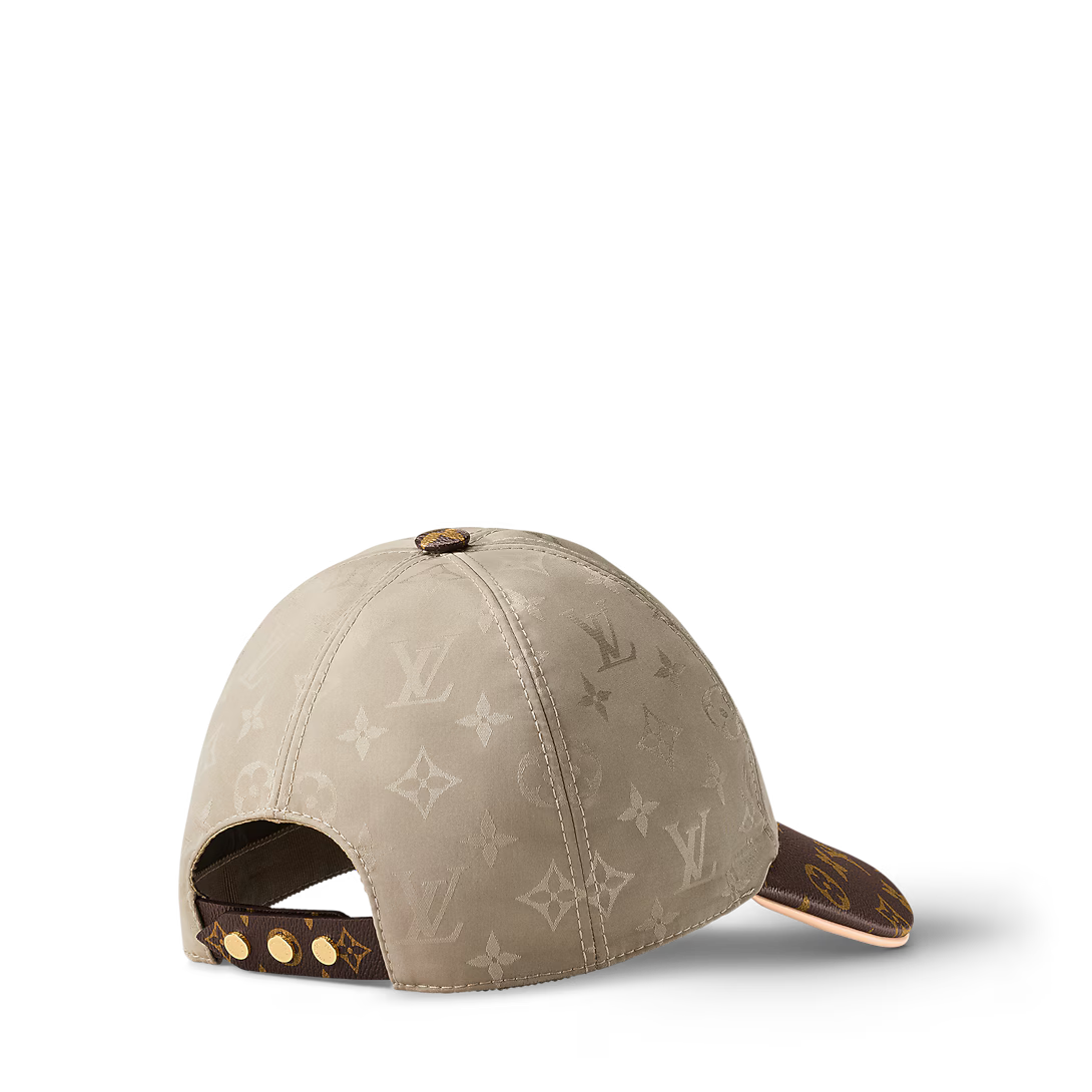 1.1 Casquette LV